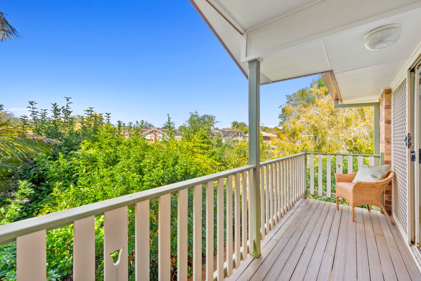 Property: 2/3 Maranta Street, Elanora, QLD, 4221 photo-3