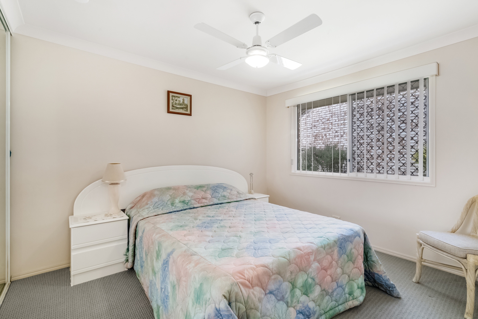 Property: 4 Typha Place, Elanora, QLD, 4221 photo-2