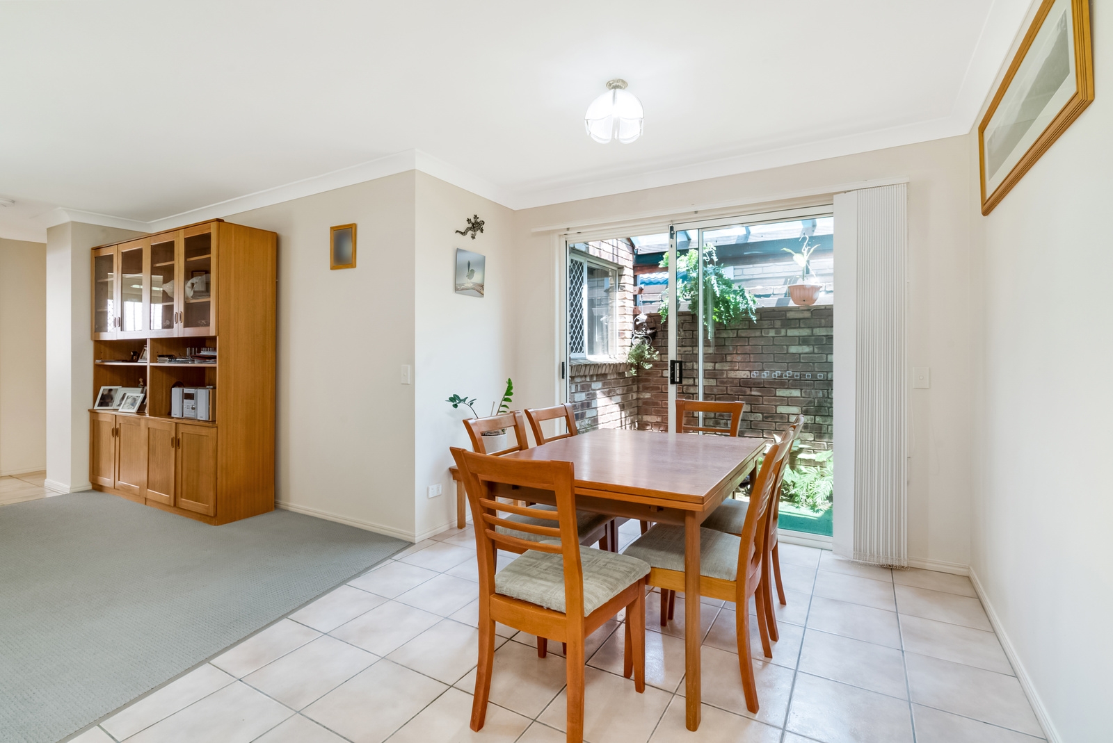 Property: 4 Typha Place, Elanora, QLD, 4221 photo-6