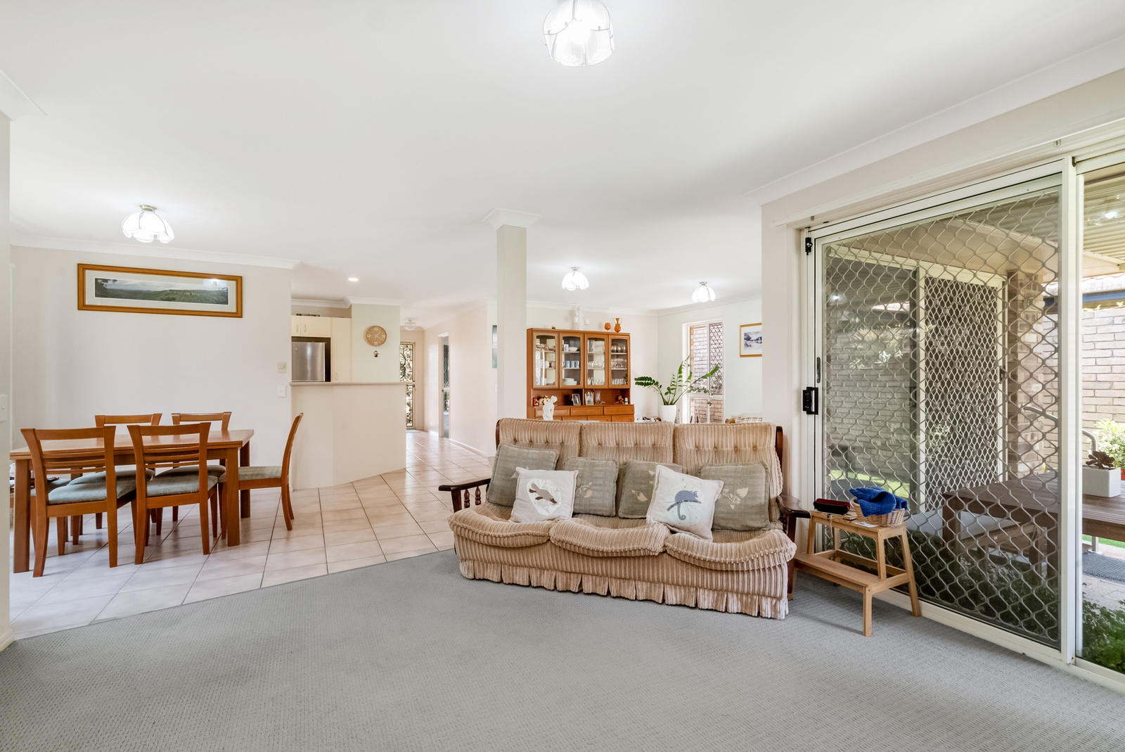 Property: 4 Typha Place, Elanora, QLD, 4221 photo-9