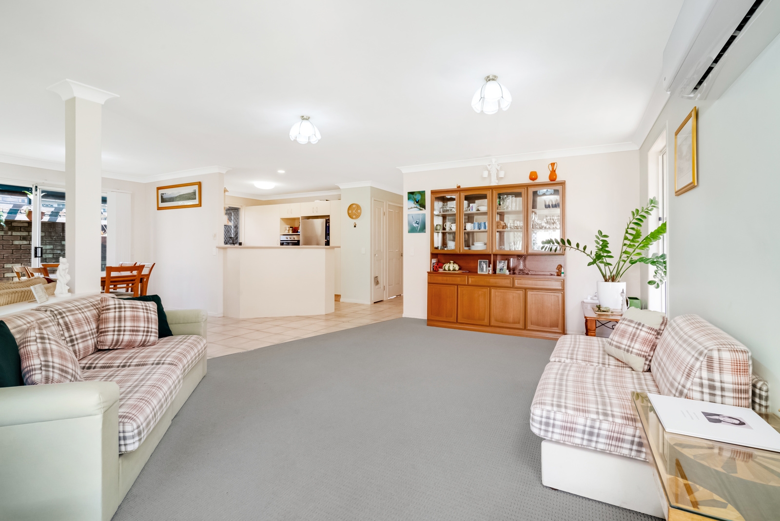 Property: 4 Typha Place, Elanora, QLD, 4221 photo-7