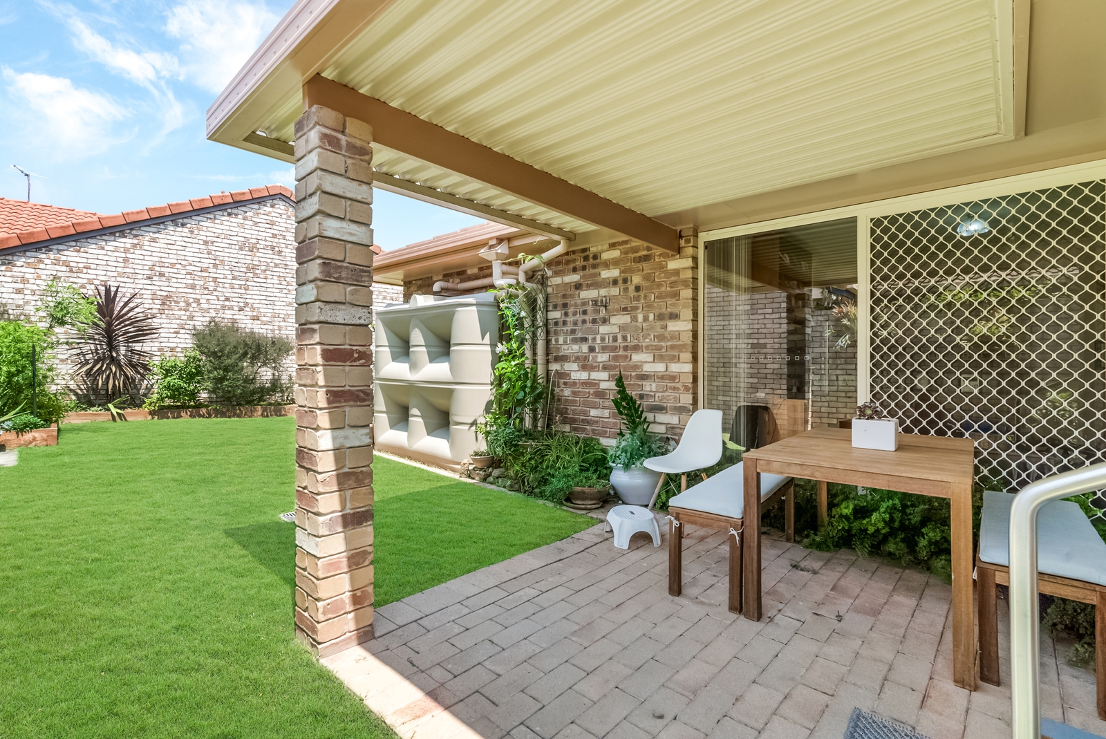 Property: 4 Typha Place, Elanora, QLD, 4221 photo-10