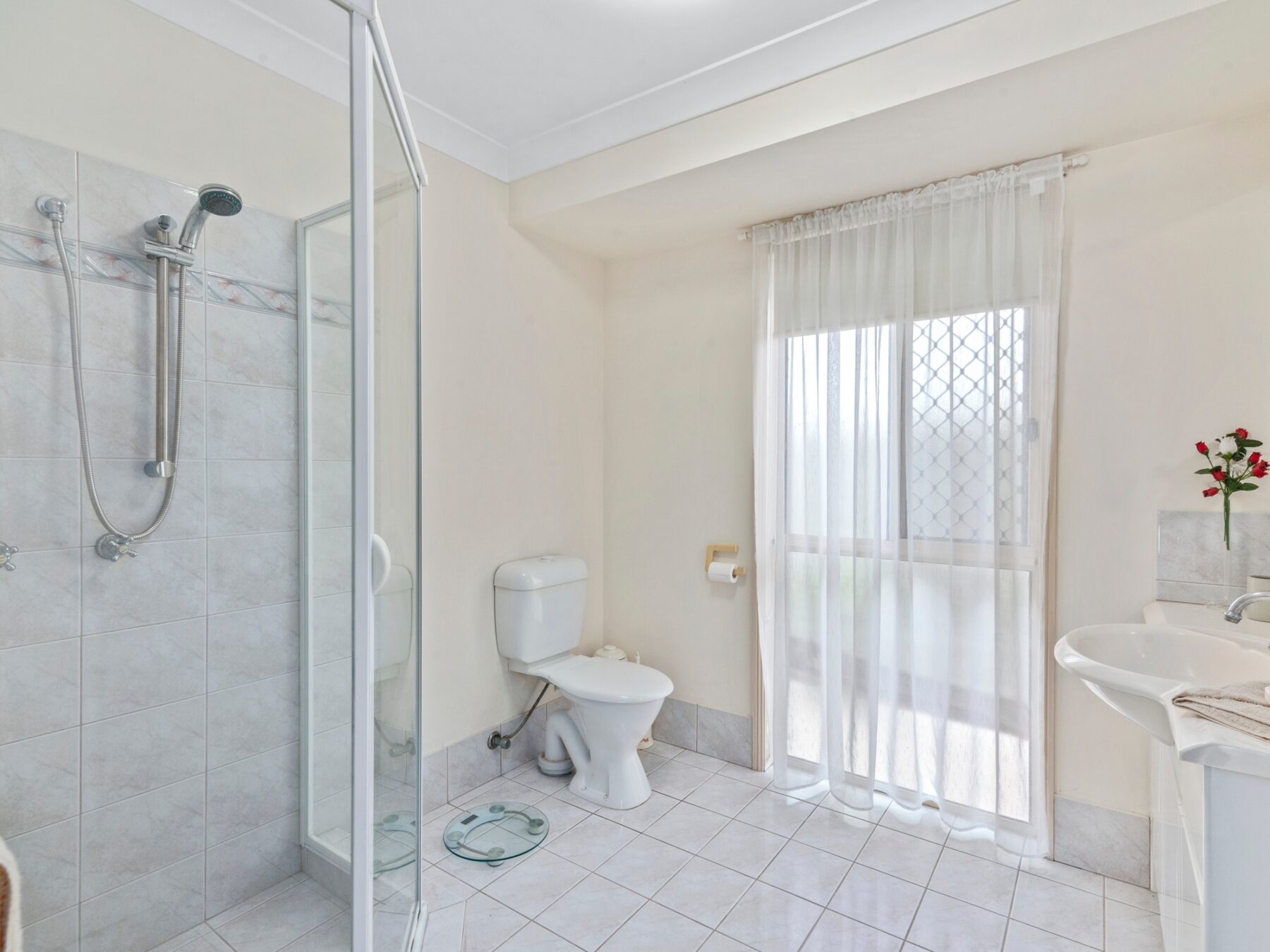 Property: 14 Casuarina Drive, Elanora, QLD, 4221 photo-6
