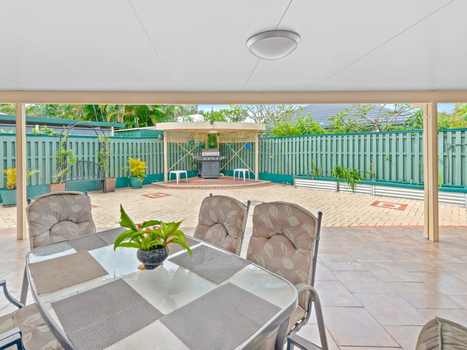 Property: 14 Casuarina Drive, Elanora, QLD, 4221 photo-15