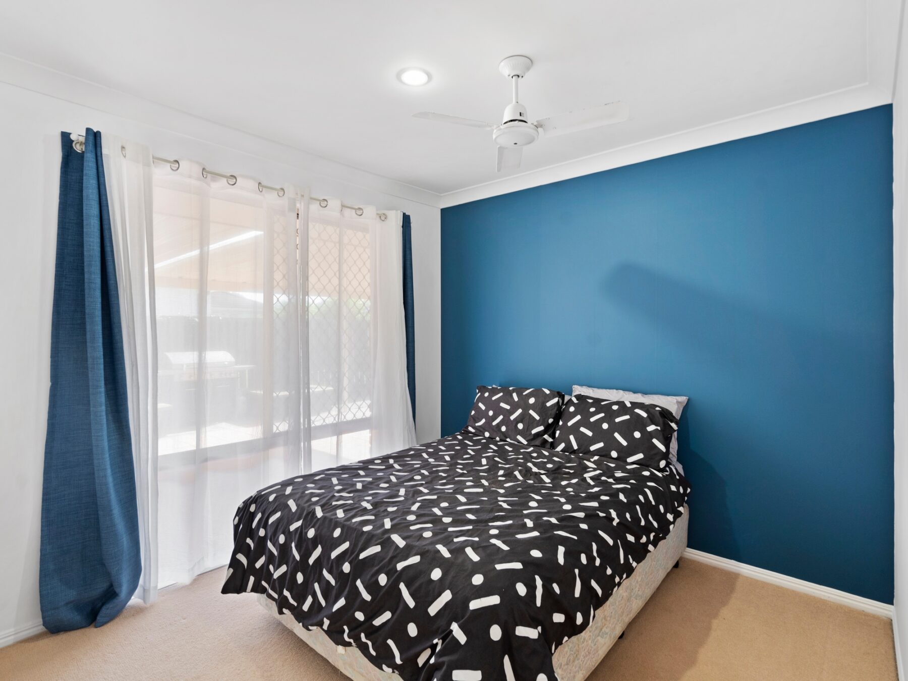 Property: 85 Silver Glade Drive, Elanora, QLD, 4221 photo-4