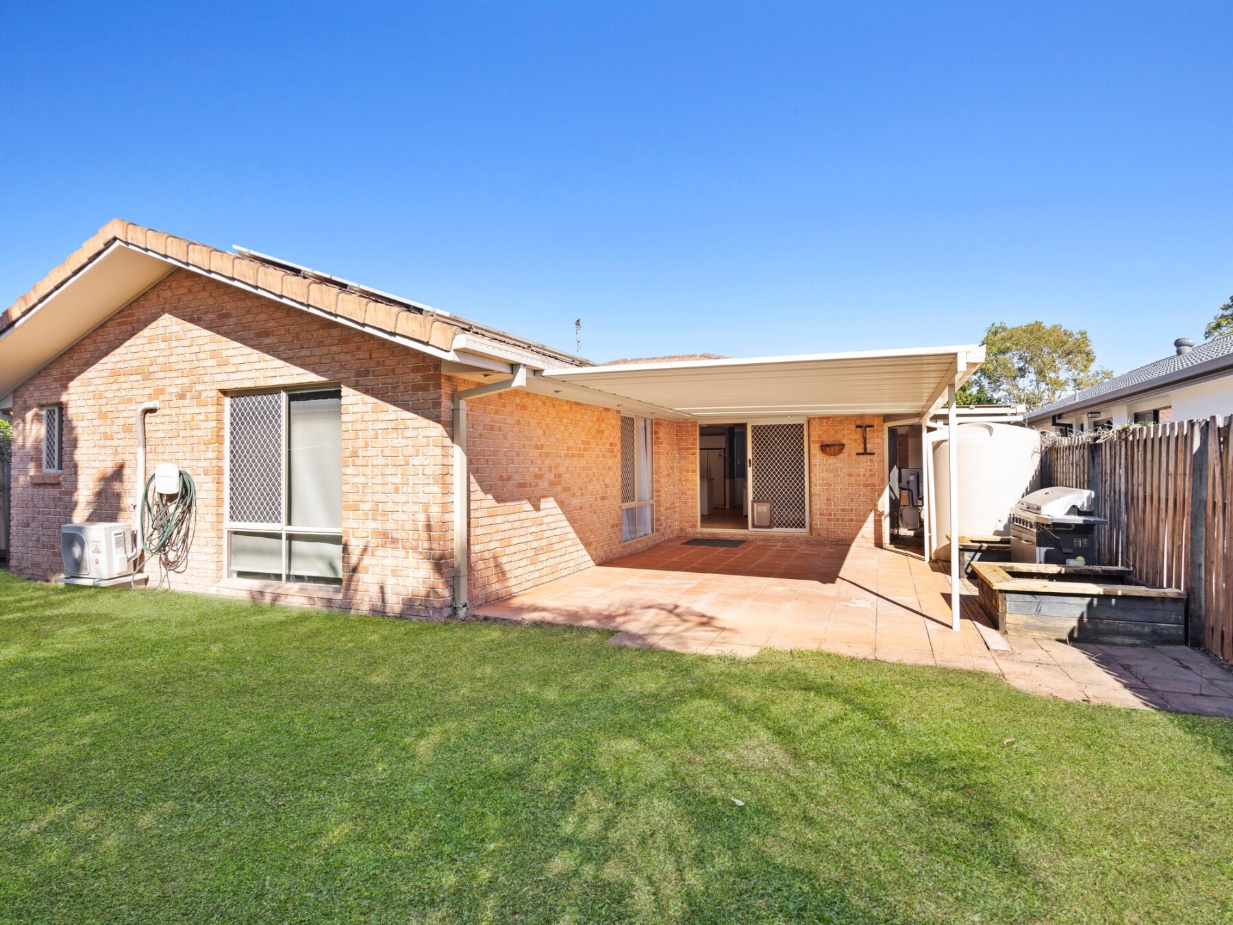 Property: 85 Silver Glade Drive, Elanora, QLD, 4221 photo-5