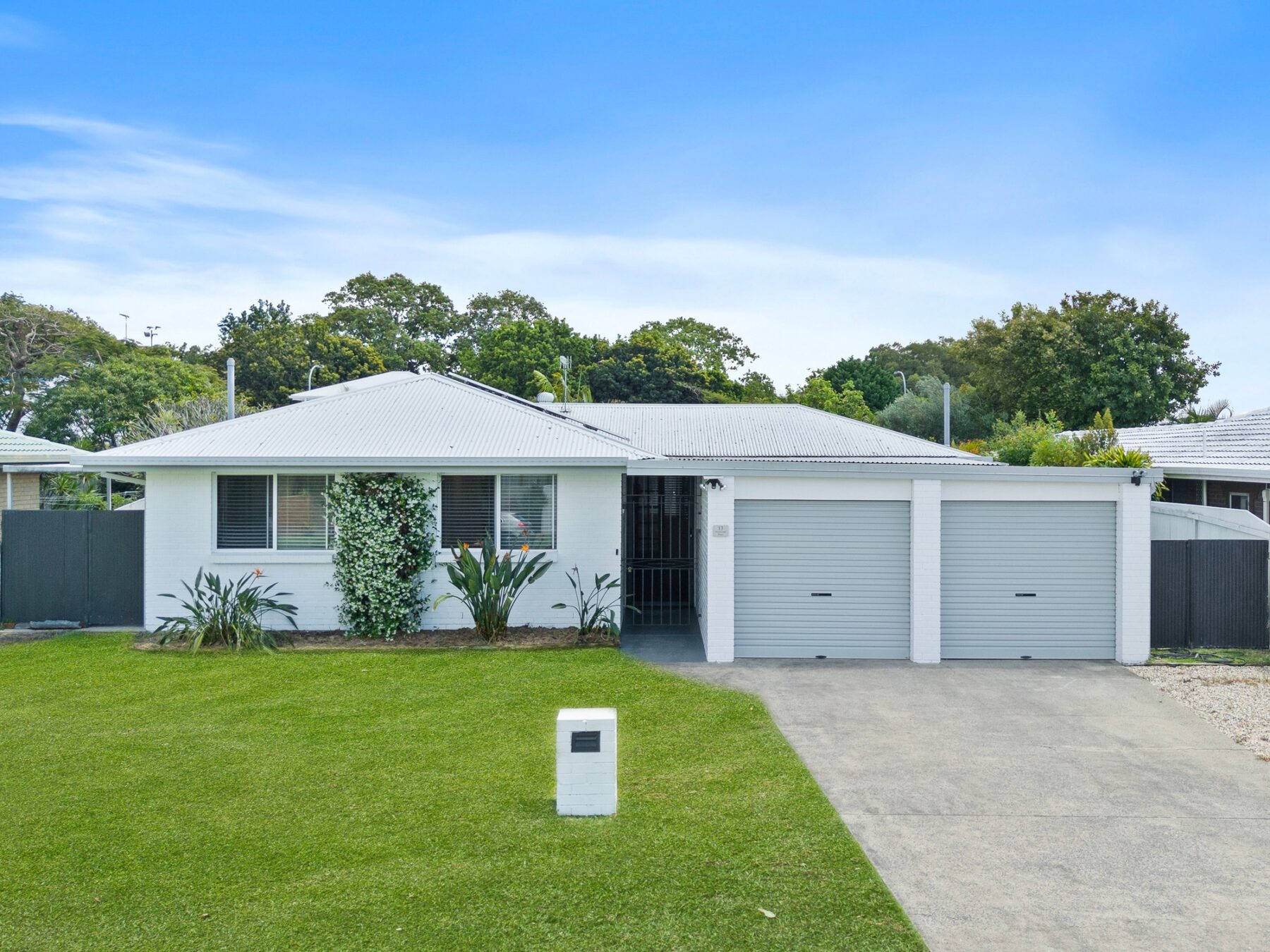 Property: 13 Satinwood Place, Palm Beach, QLD, 4221 photo-2