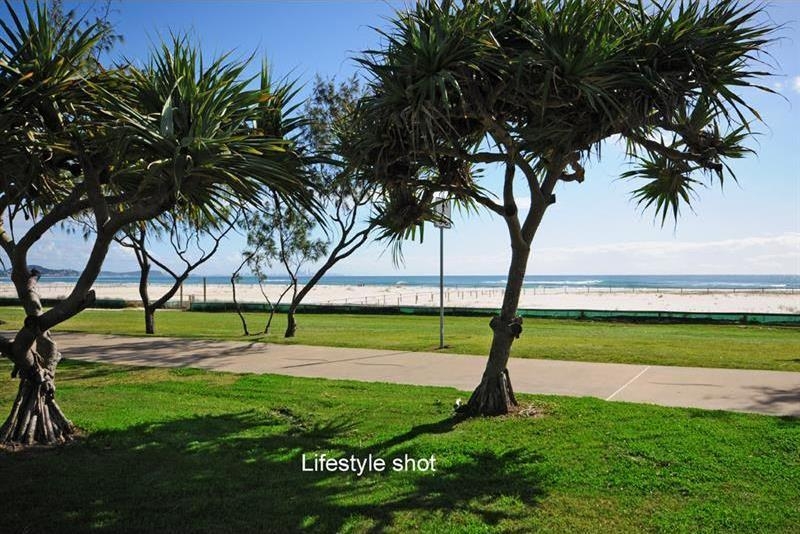 Rental: 5/15 Tweed Street, Coolangatta, QLD, 4225 photo-6
