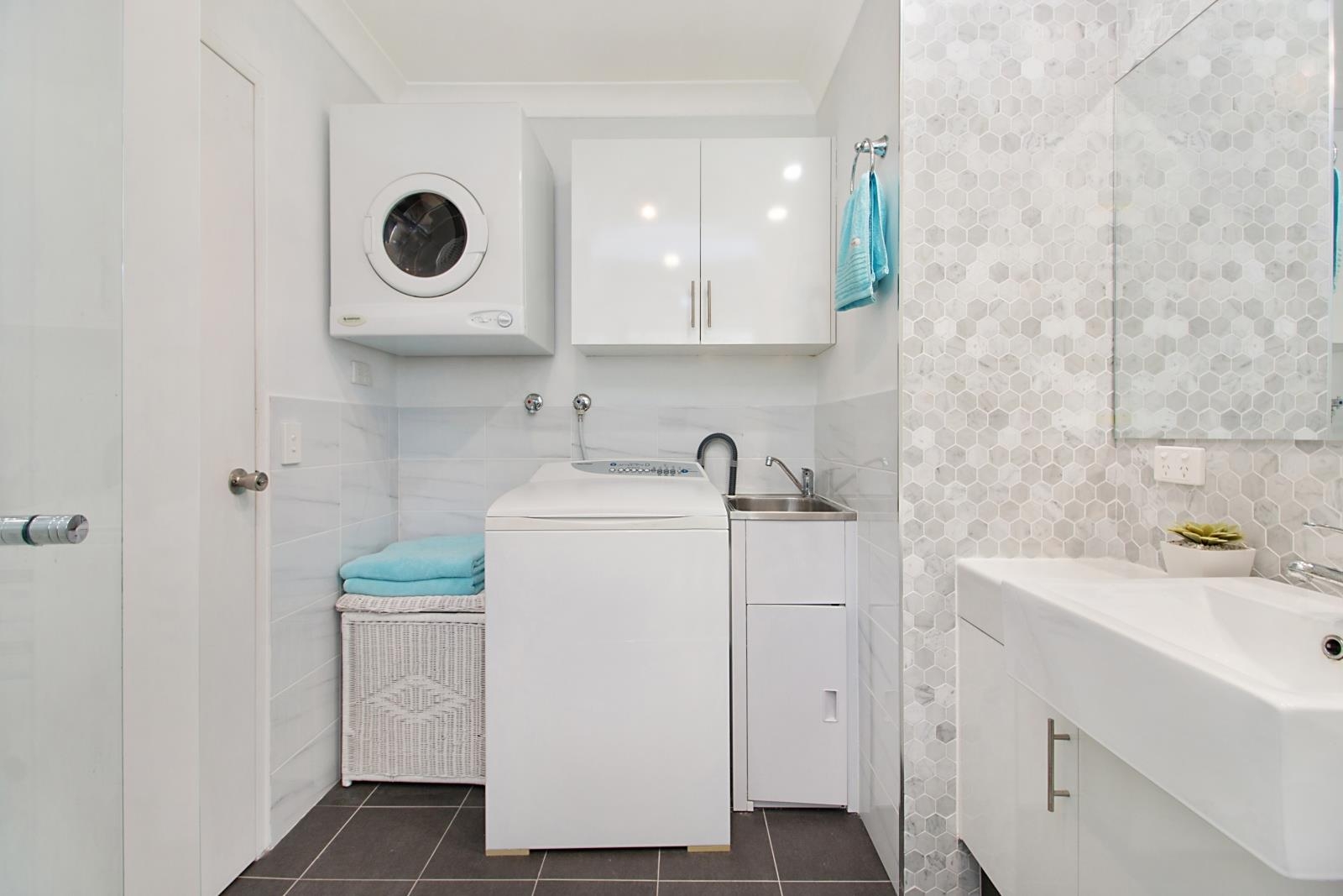 Rental: 5/15 Tweed Street, Coolangatta, QLD, 4225 photo-12