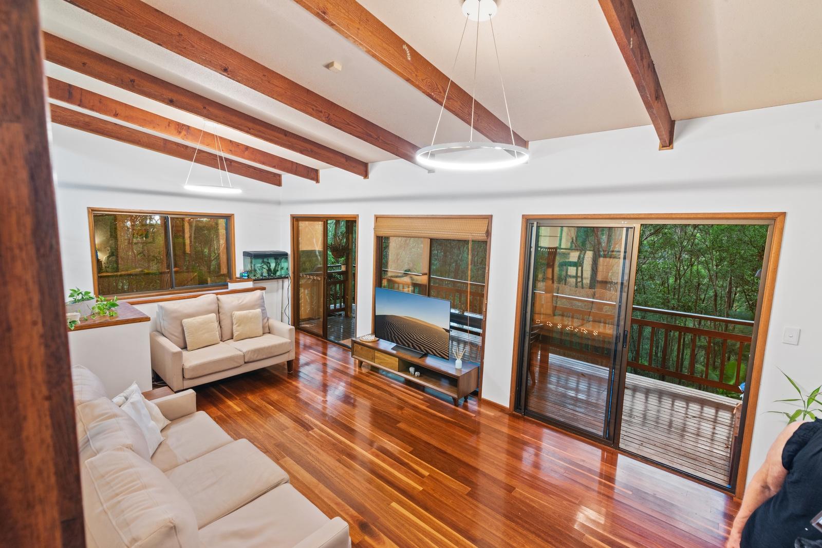 Property: 13-15 Mavista Grove, ELANORA, QLD, 4221 photo-11