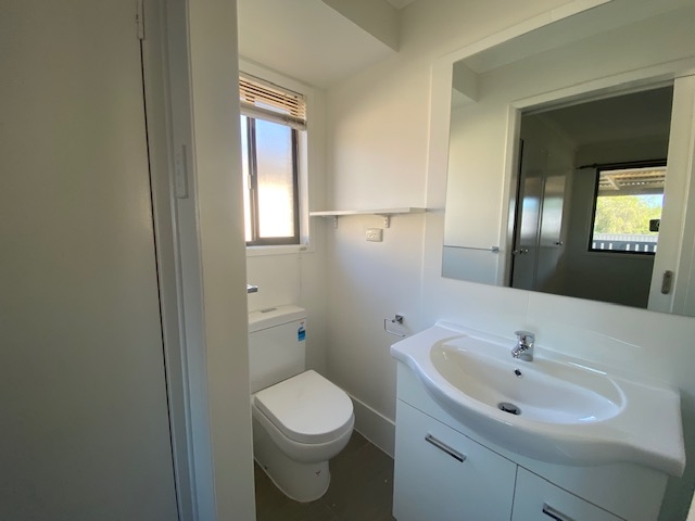 Rental: 60 Bienvenue Drive, Currumbin Waters, QLD, 4223 photo-20