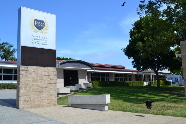 Rental: 60 Bienvenue Drive, Currumbin Waters, QLD, 4223 photo-3