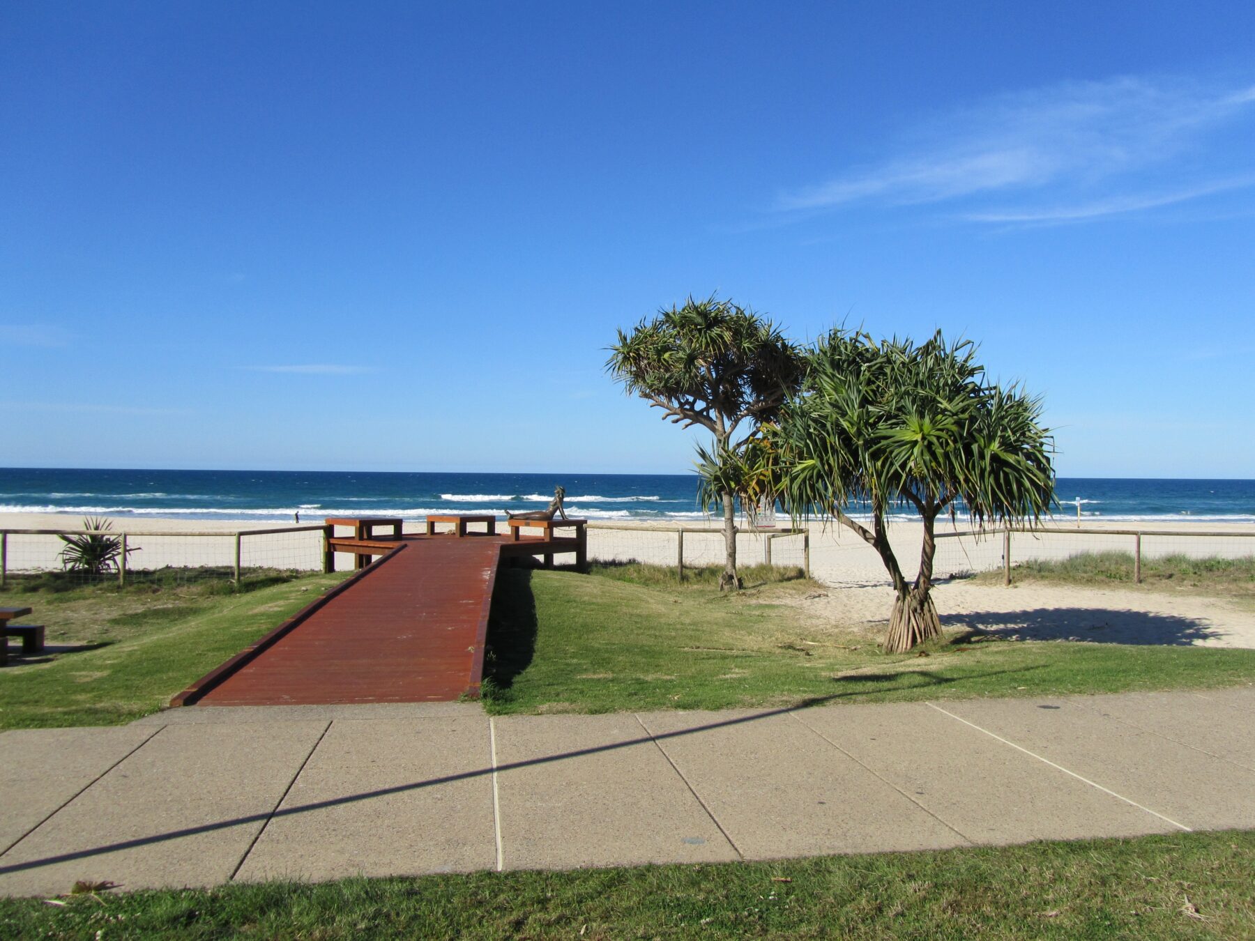 Rental: 60 Bienvenue Drive, Currumbin Waters, QLD, 4223 photo-9