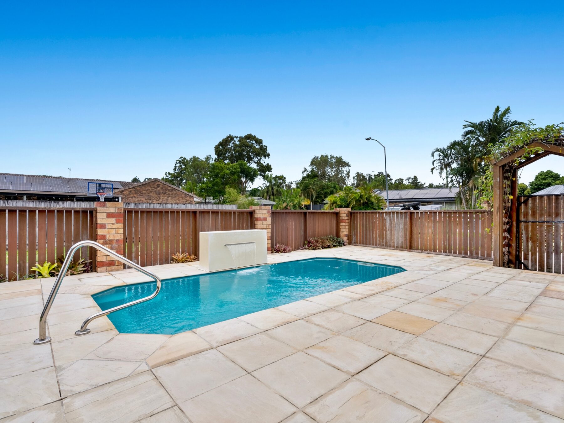 Property: 3 Kalmia Court, Elanora, QLD, 4221 photo-13