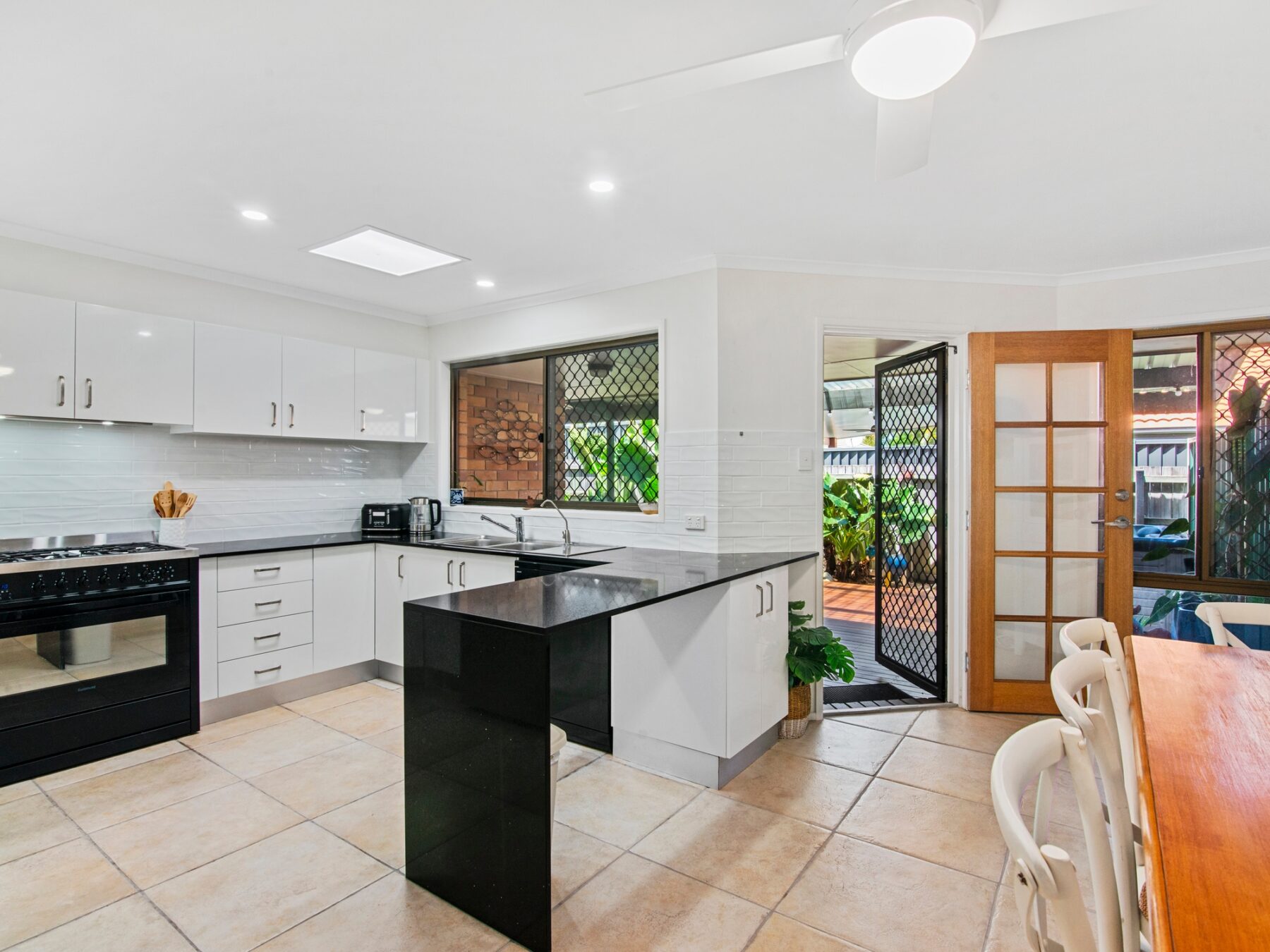 Property: 74/12 Landau Court, Miami, QLD, 4220 photo-3