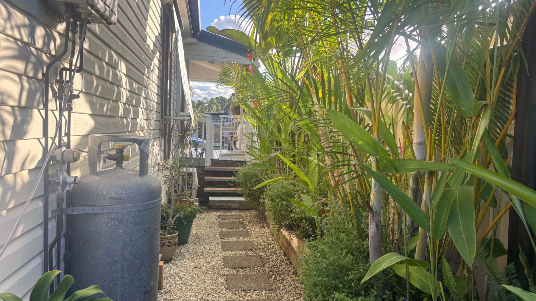 Property: 208/325 Reedy Creek Road, Burleigh Waters, QLD, 4220 photo-17