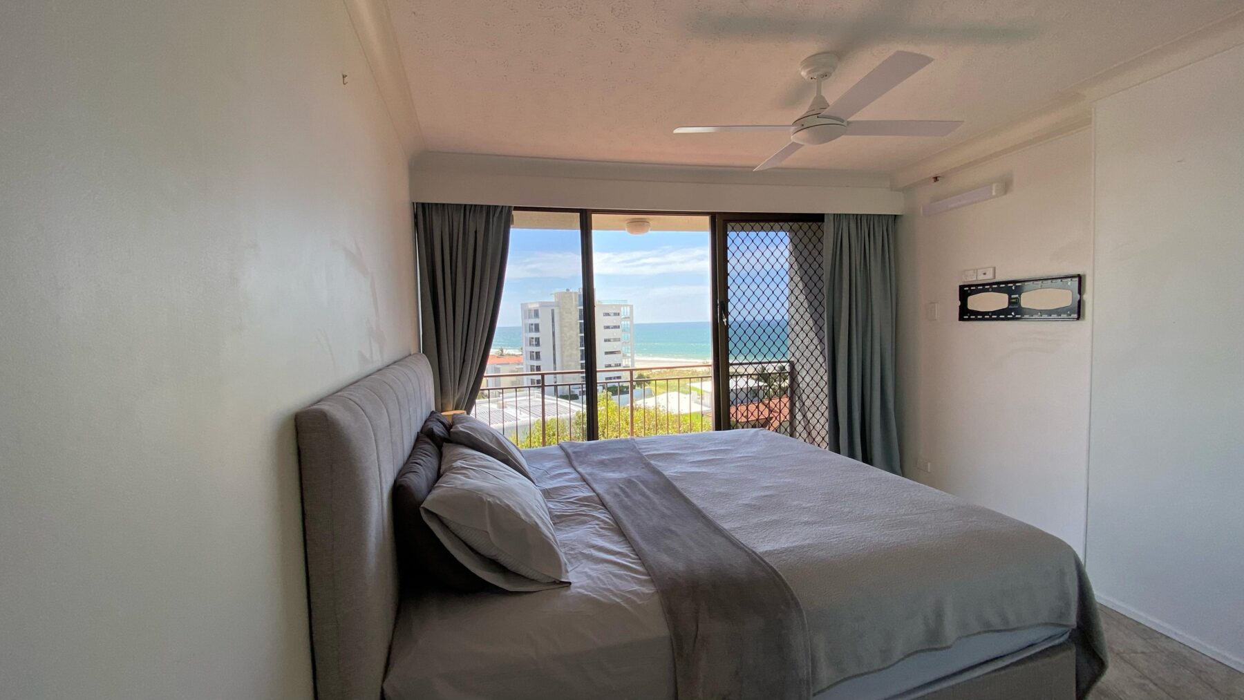 Rental: 6D/973 Gold Coast Highway, Palm Beach, QLD, 4221 photo-10