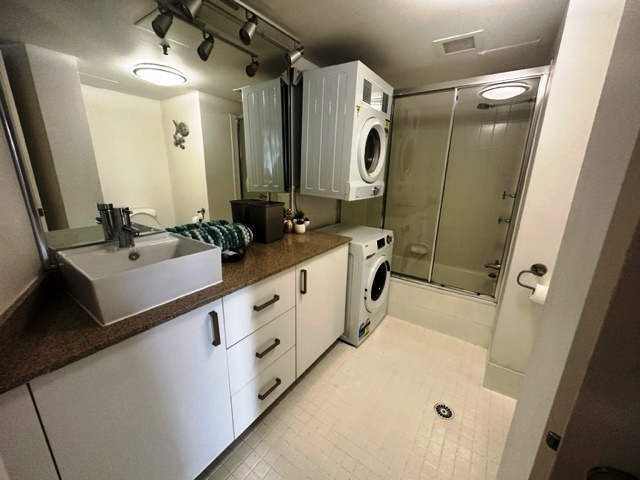 Rental: 6D/973 Gold Coast Highway, Palm Beach, QLD, 4221 photo-8