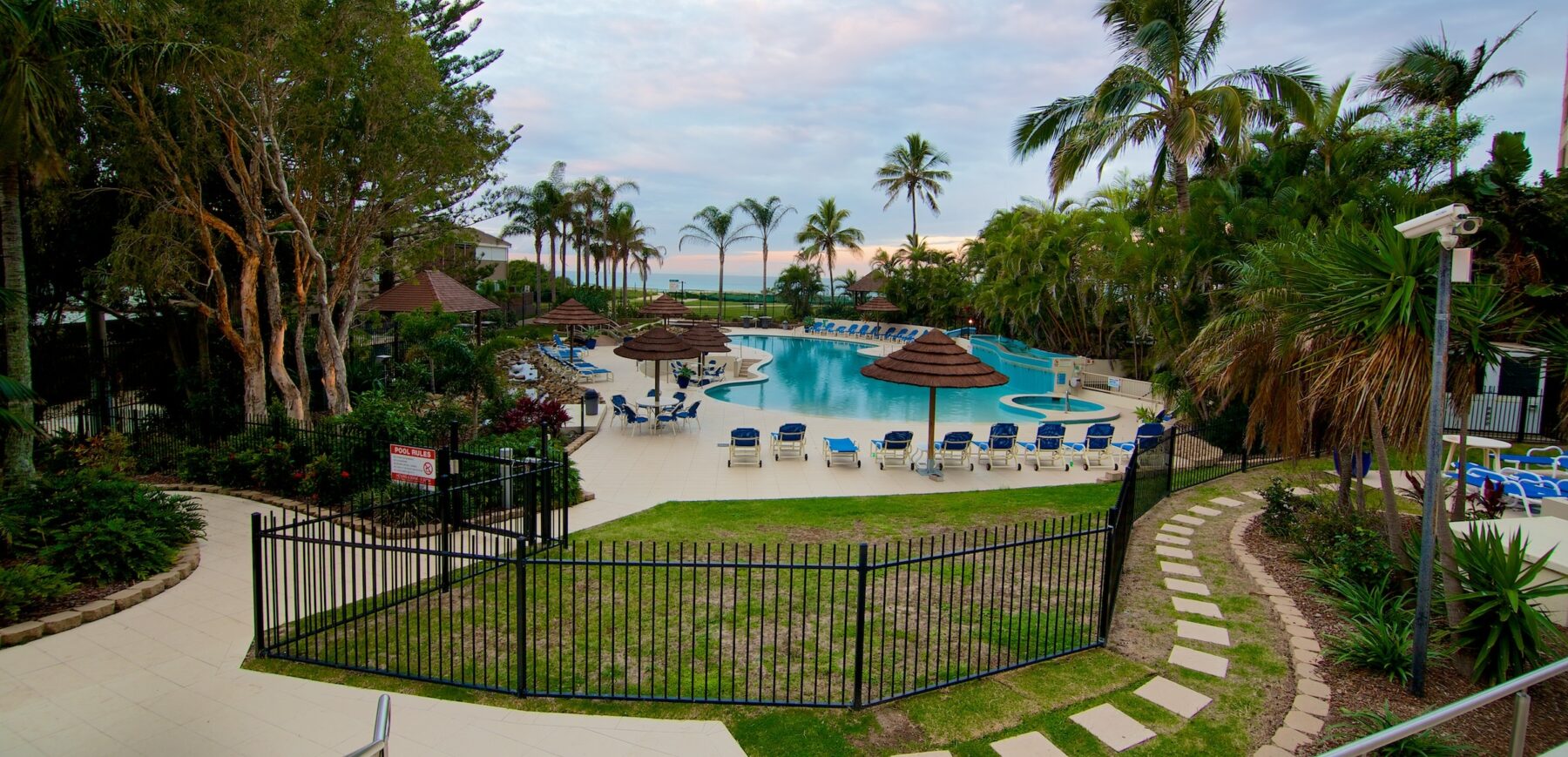 Rental: 6D/973 Gold Coast Highway, Palm Beach, QLD, 4221 photo-2