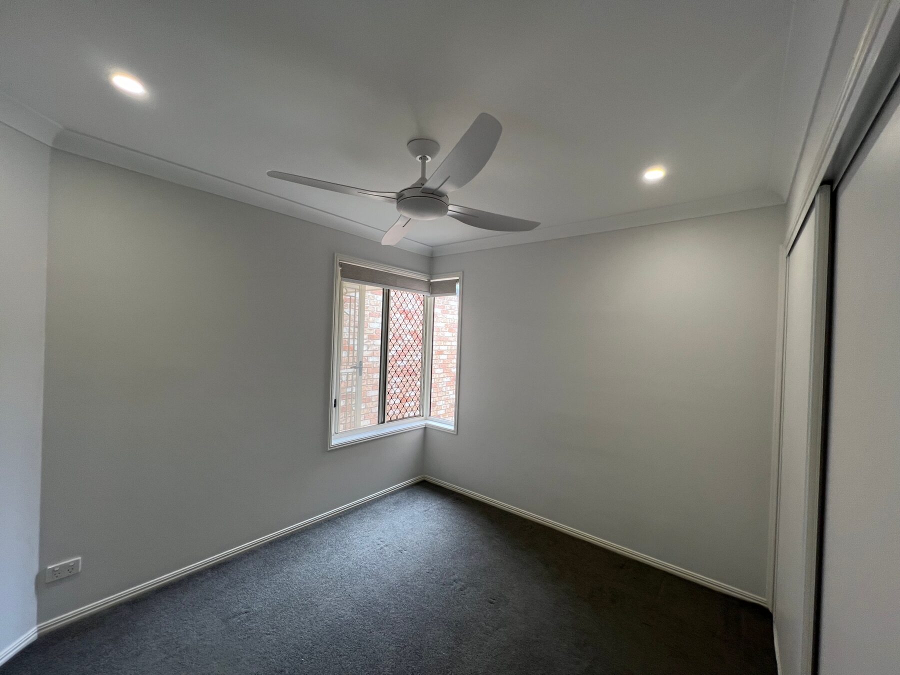 Rental: 21 Water Gum Street, Elanora, QLD, 4221 photo-3
