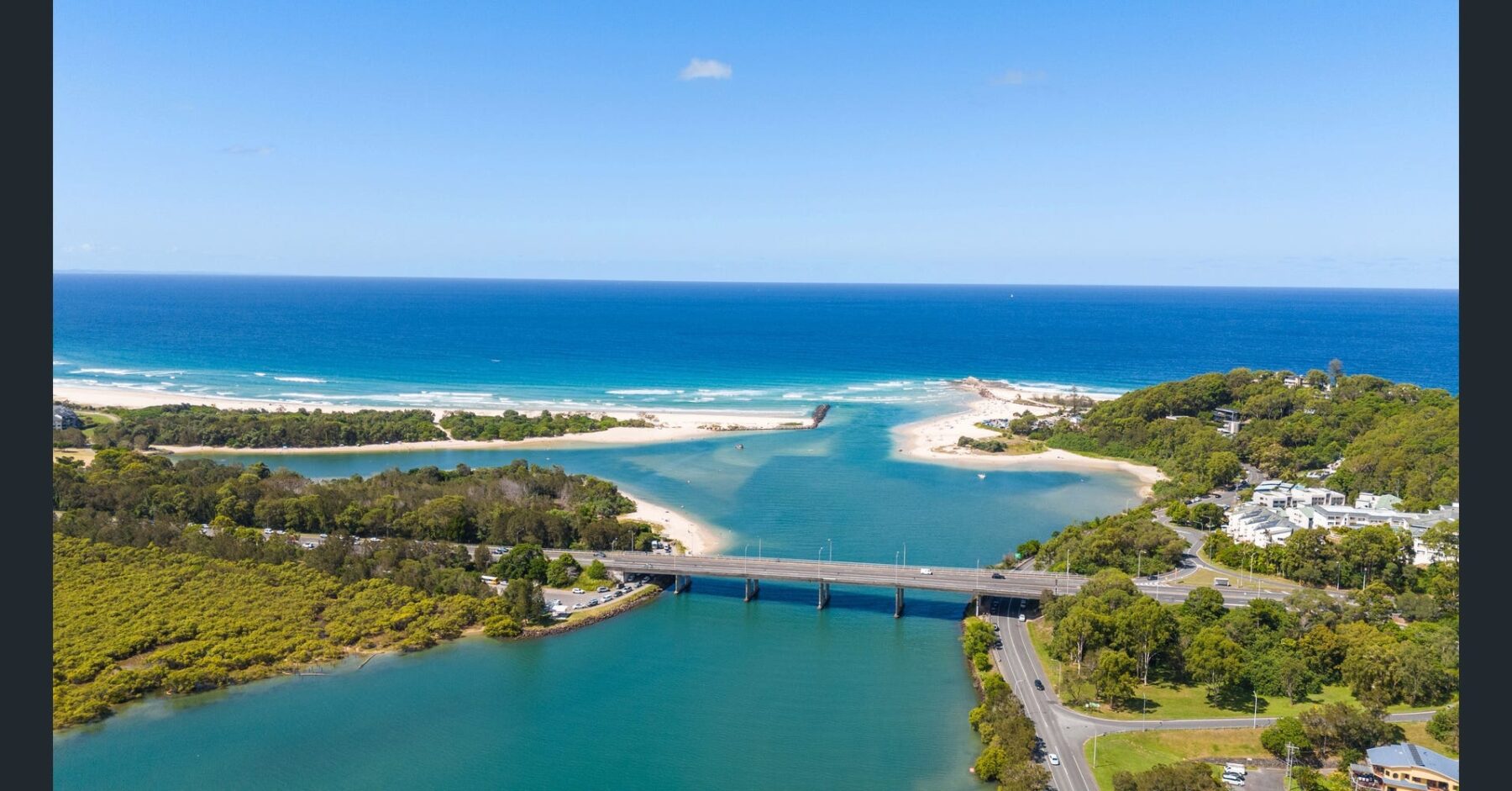 Rental: 10 Gilchrist Drive, Currumbin Waters, QLD, 4223 photo-6