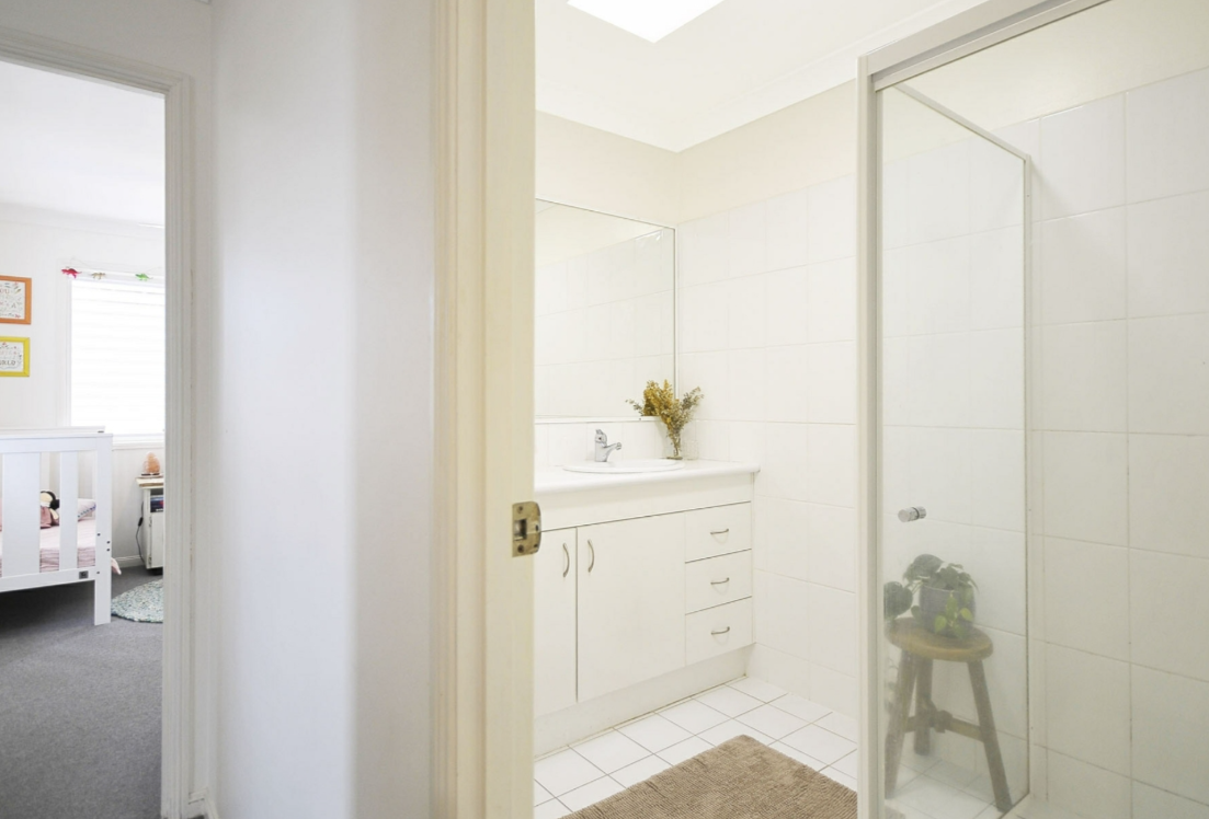 Rental: 1/452 Coolangatta Road, Tugun, QLD, 4224 photo-2