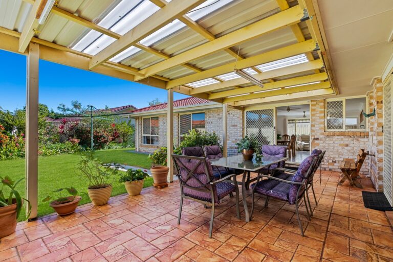 43 Ottelia Drive, Elanora, QLD, 4221