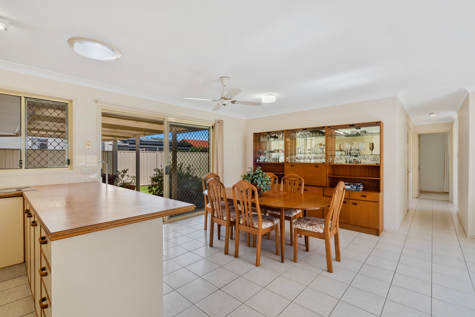 Property: 43 Ottelia Drive, Elanora, QLD, 4221 photo-16
