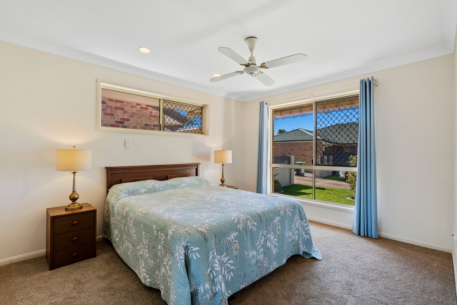 Property: 43 Ottelia Drive, Elanora, QLD, 4221 photo-3