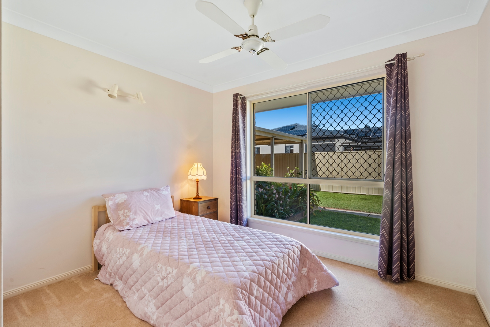 Property: 43 Ottelia Drive, Elanora, QLD, 4221 photo-6