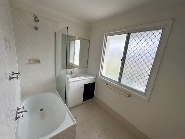 Rental: 93/2 Coolgardie Street, Elanora, QLD, 4221 photo-11