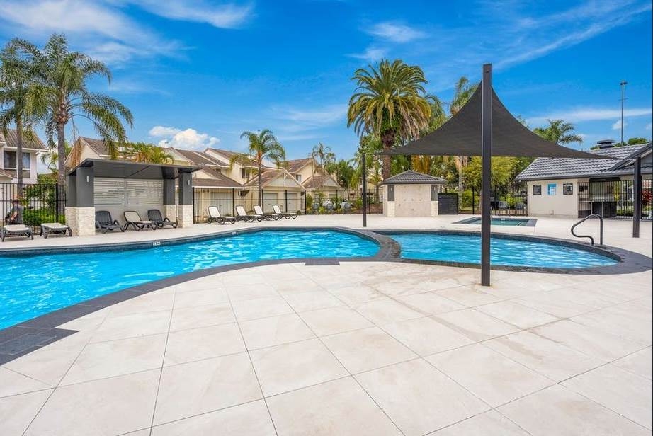 Rental: 93/2 Coolgardie Street, Elanora, QLD, 4221 photo-3