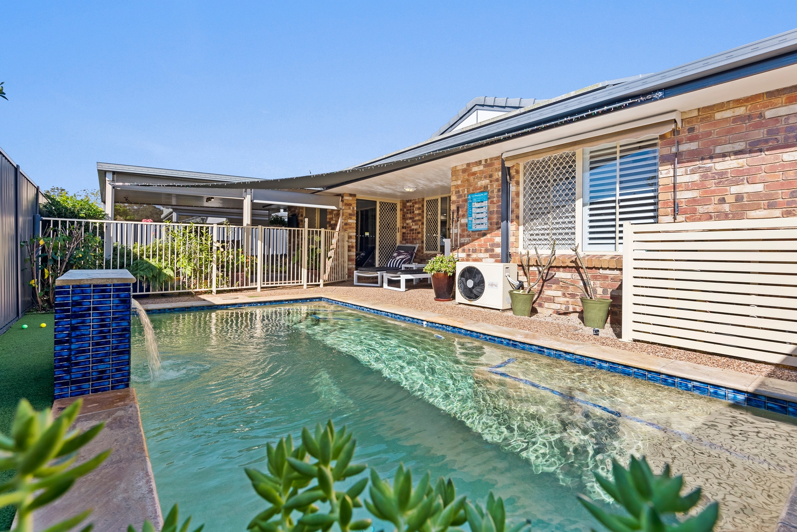 Property: 37 Ottelia Drive, Elanora, QLD, 4221 photo-13
