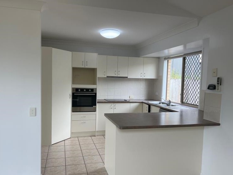 Rental: 7 Tiarnna Close, Burleigh Heads, QLD, 4220 photo-13