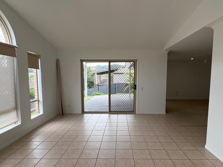 Rental: 7 Tiarnna Close, Burleigh Heads, QLD, 4220 photo-17