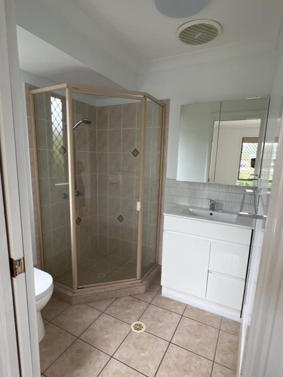 Rental: 7 Tiarnna Close, Burleigh Heads, QLD, 4220 photo-1