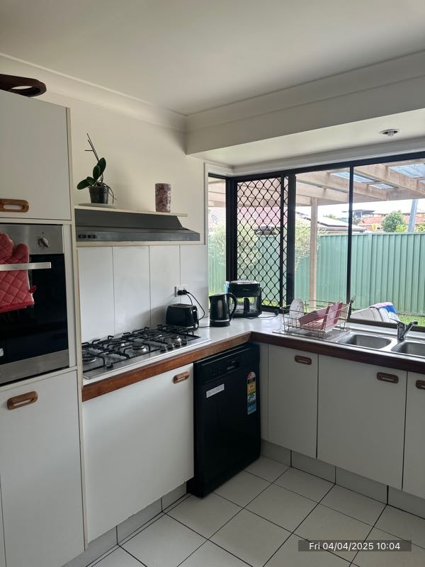Rental: 60 Avocado Street, Elanora, QLD, 4221 photo-9