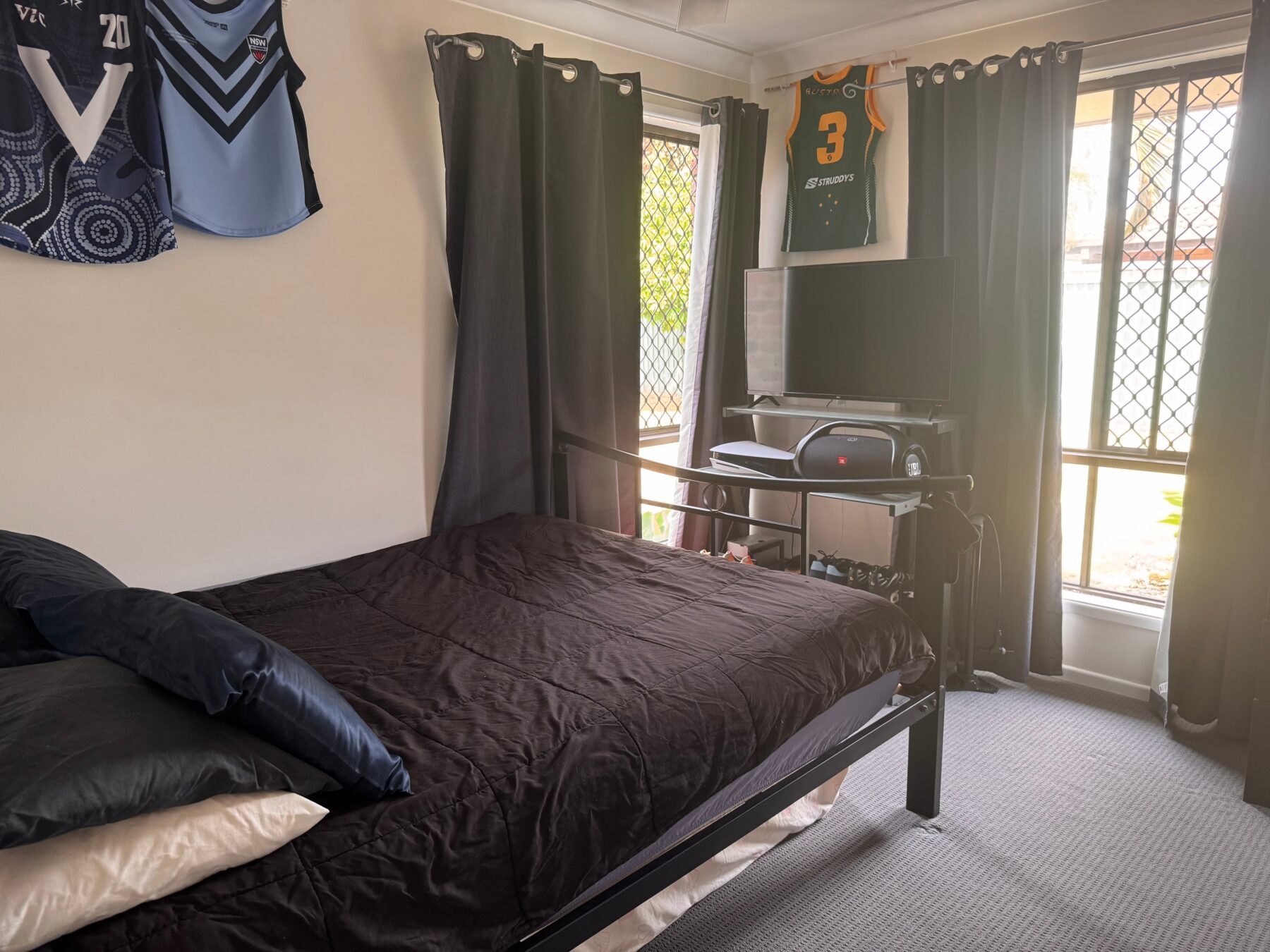 Rental: 60 Avocado Street, Elanora, QLD, 4221 photo-4