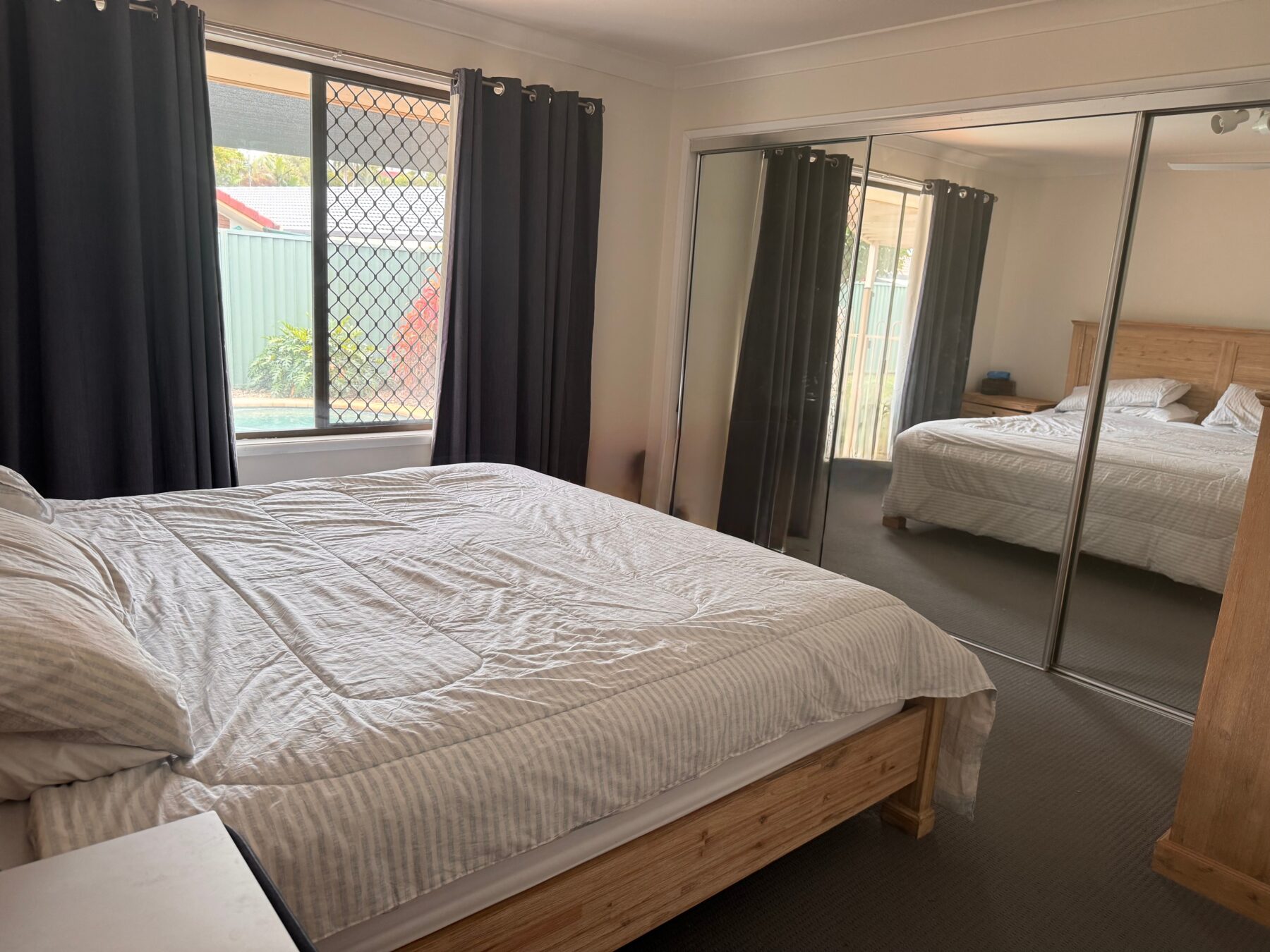 Rental: 60 Avocado Street, Elanora, QLD, 4221 photo-2