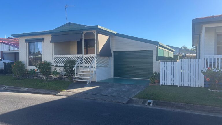 218/325 Reedy Creek Road, Burleigh Waters, QLD, 4220