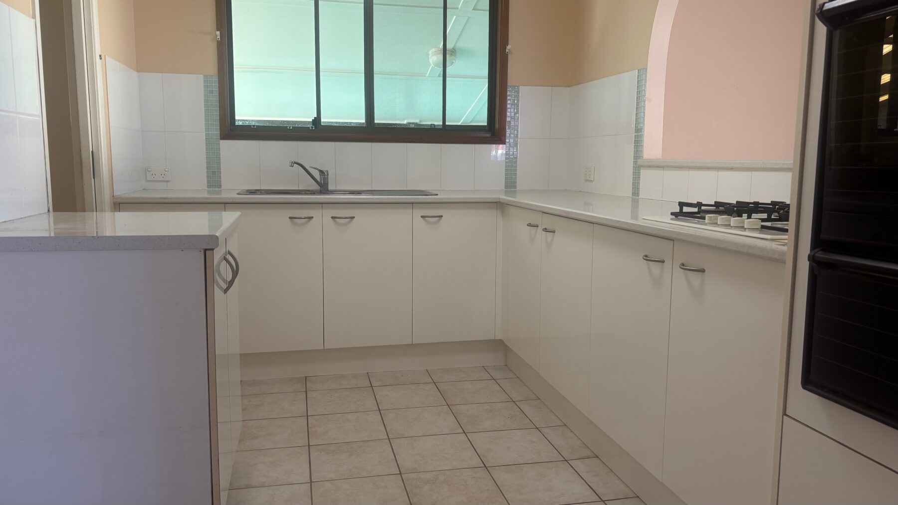 Property: 218/325 Reedy Creek Road, Burleigh Waters, QLD, 4220 photo-4