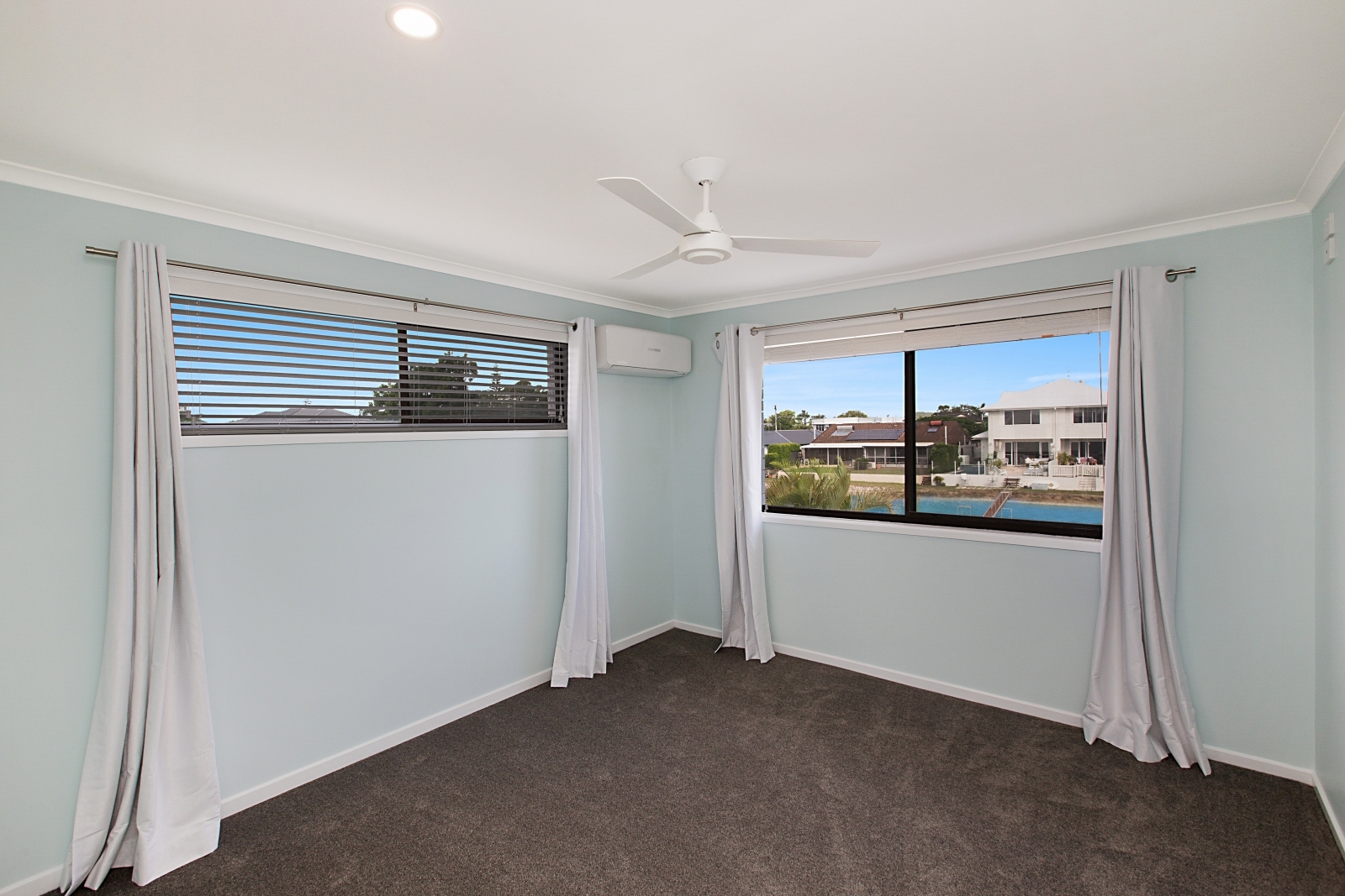 Rental: 1/12 Marlin Court, Palm Beach, QLD, 4221 photo-18