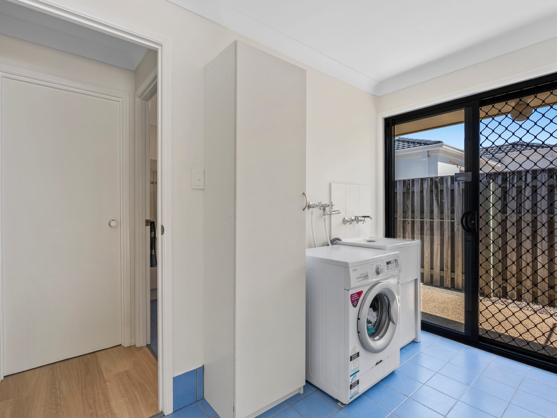 Property: 37 Baekea Drive, Elanora, QLD, 4221 photo-5