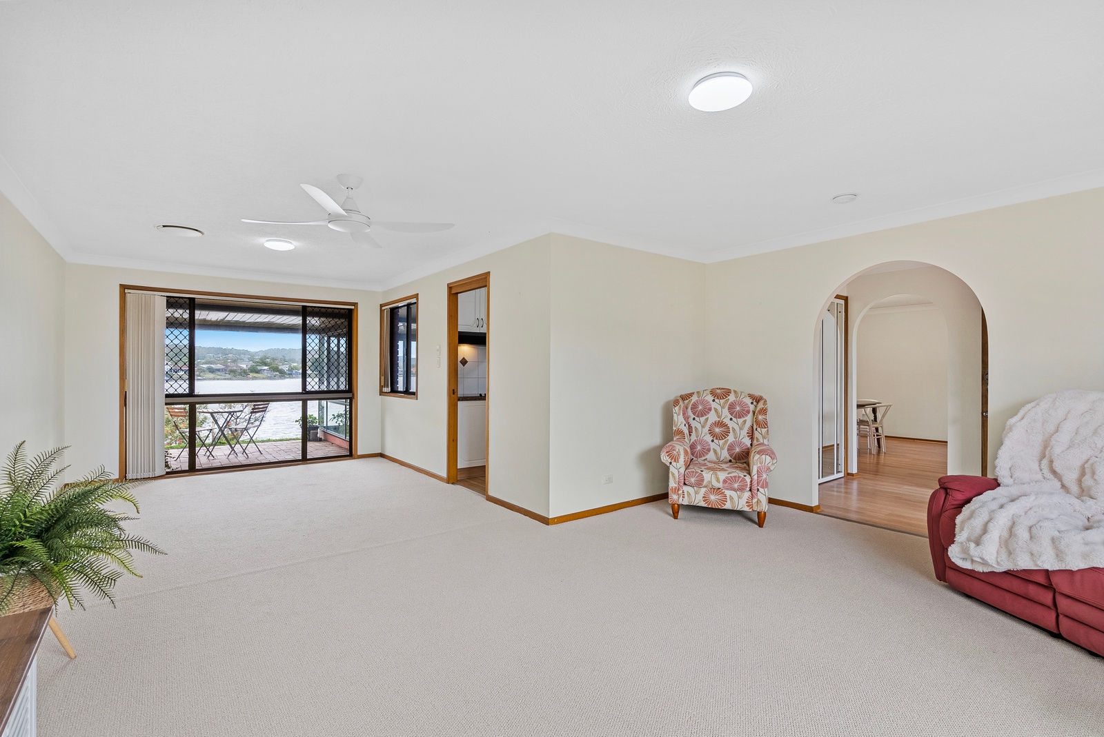 Property: 19 Angelica Street, Elanora, QLD, 4221 photo-20