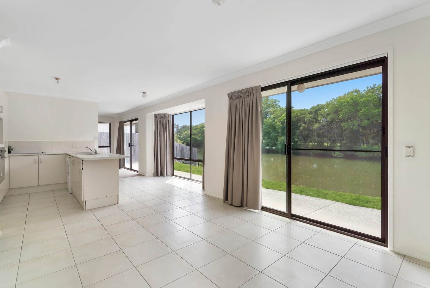 Rental: 13 Cosmos Court, Elanora, QLD, 4221 photo-16