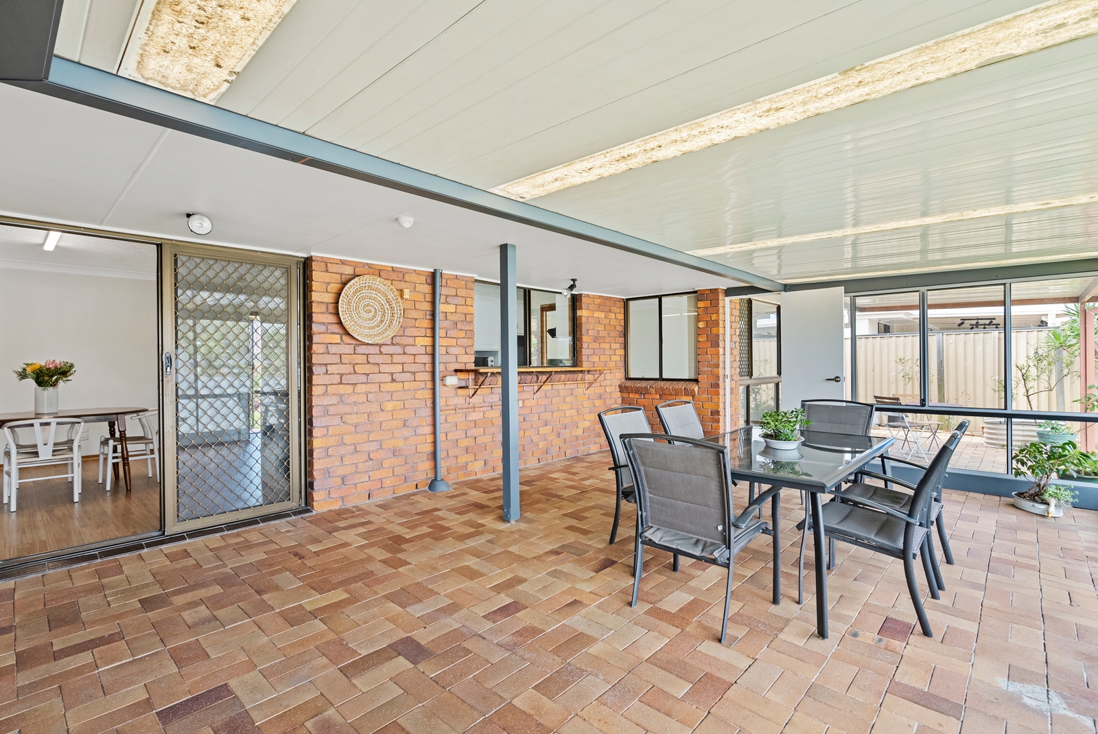 Property: 19 Angelica Street, Elanora, QLD, 4221 photo-16