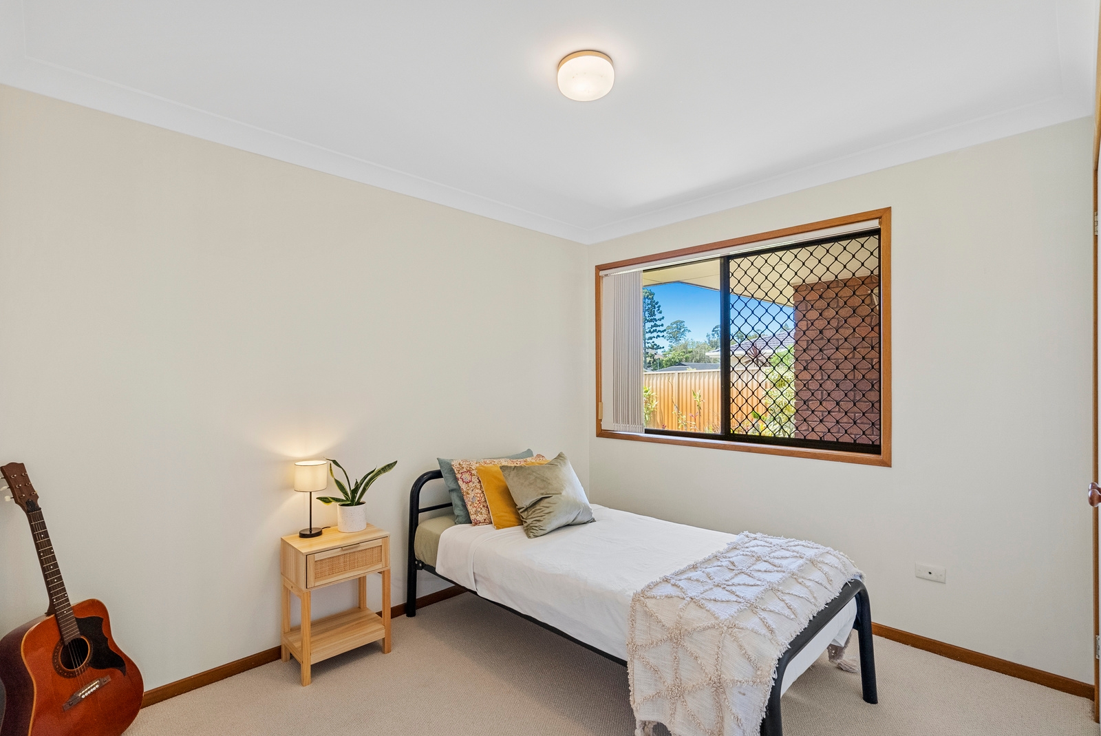 Property: 19 Angelica Street, Elanora, QLD, 4221 photo-7