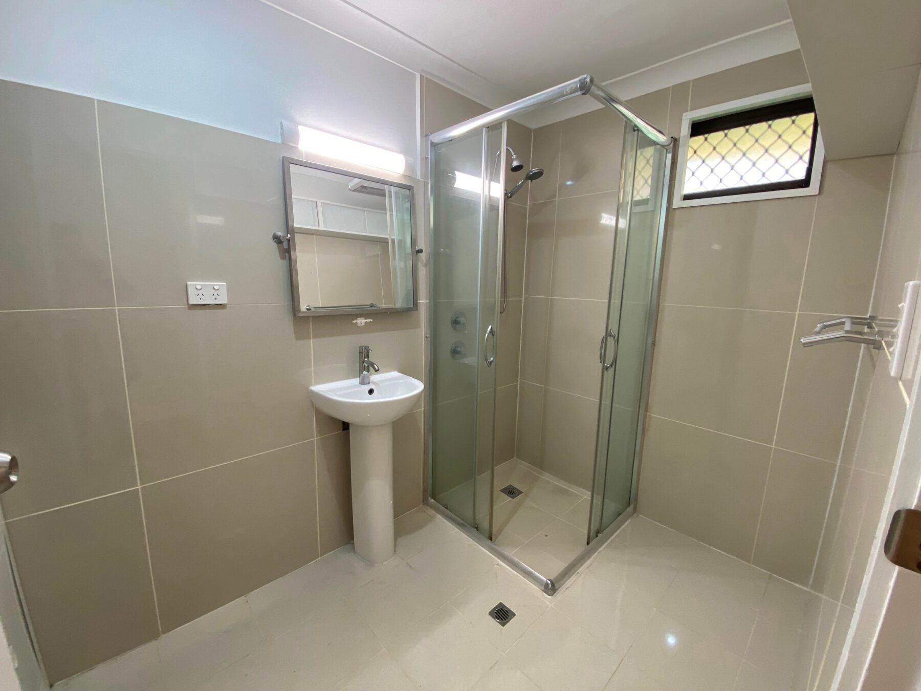 Rental: 1/16 Farrell Drive, Tugun, QLD, 4224 photo-10