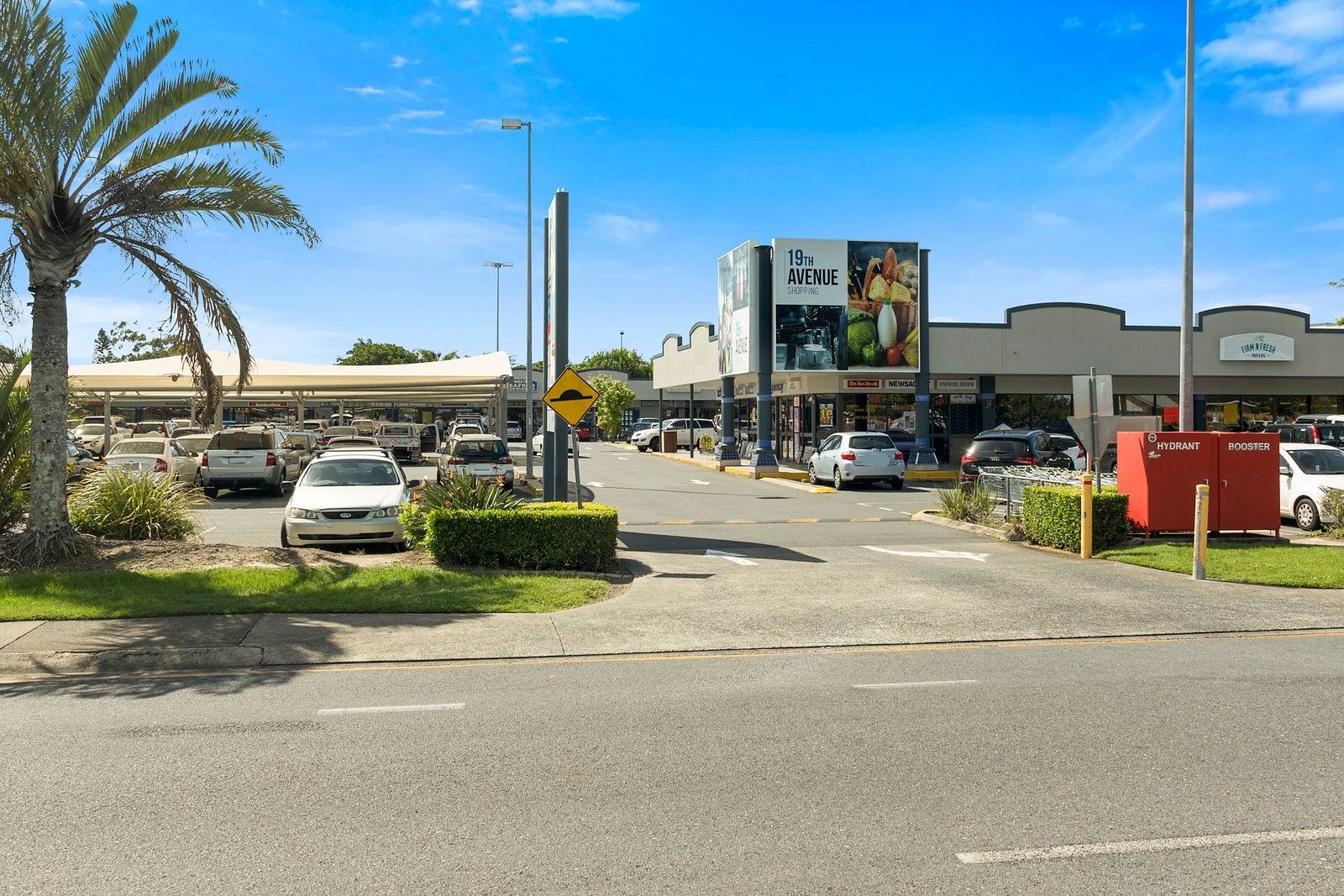 Rental: 44 Silver Glade Drive, Elanora, QLD, 4221 photo-4