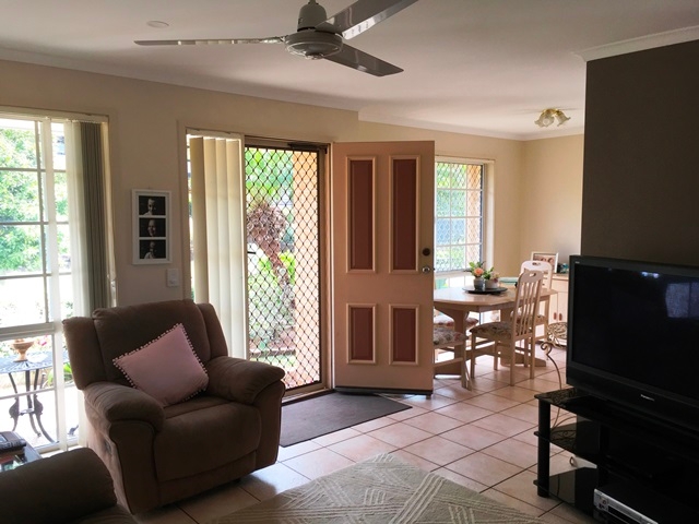 Rental: 1/41J Murtha Drive, Elanora, QLD, 4221 photo-10